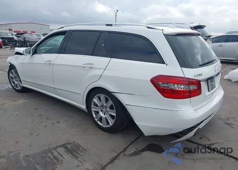 2013 Mercedes-Benz E 350 4Matic z USA, uszkodzony, nr VIN WDDHH8JB4DA769570